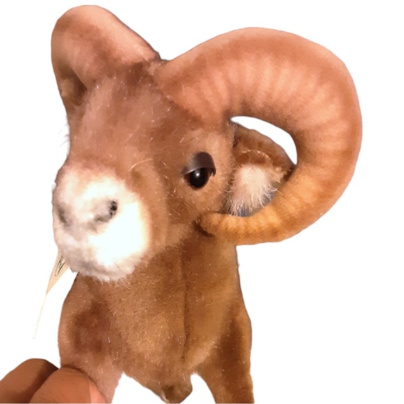 VTG NWT Realistic Bighorn Sheep Plush from Soundprint’s Storybook H2F - Picture 3 of 10